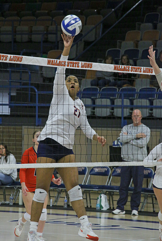 Freshman Aliana Quesada of Orlando, Fla.